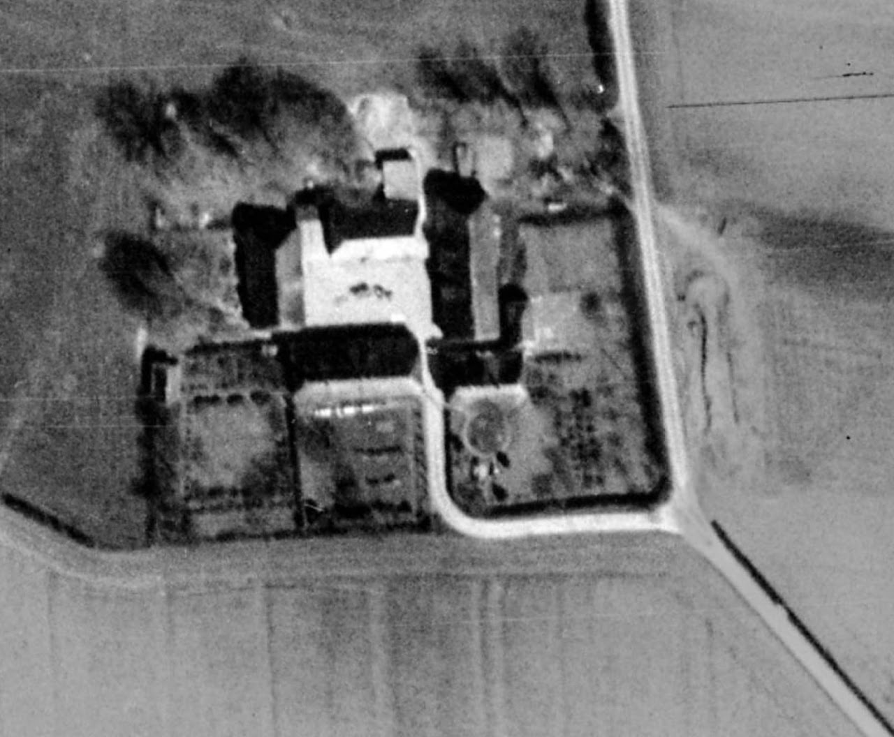 Bildmaterial zum Quellenbeitrag: Fiskbækgård - ein 4-flügeliger Hof von 1864 auf Kær Vestermark