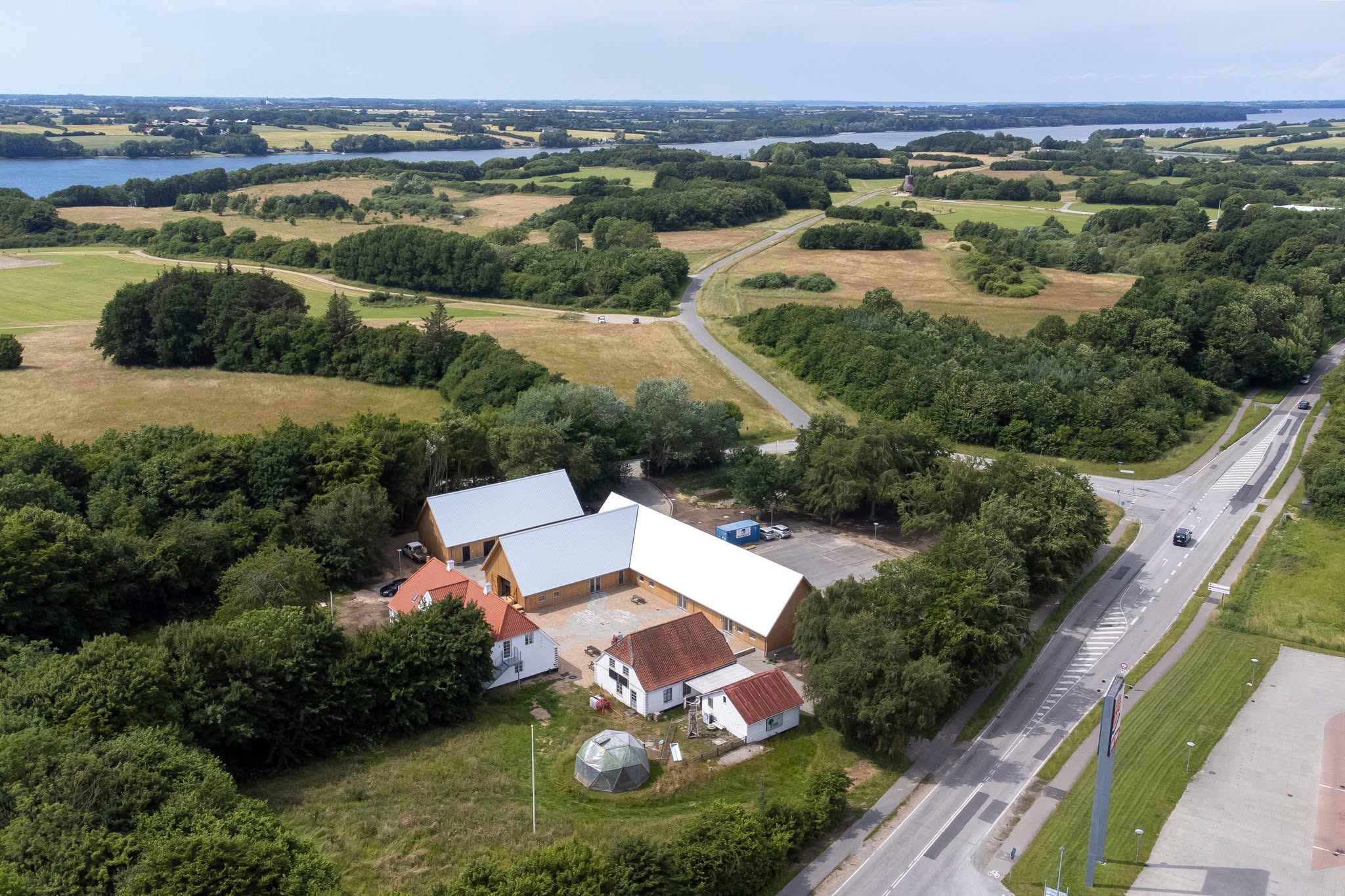 Billedmateriale fra indlægget: Møllestedgård - historiske bygninger nedrevet af offentlig myndighed